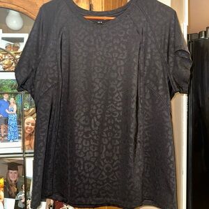 FILA Black XXL  Patterned Women's Top. Back zipper pocket. MUST BE BUNDLED